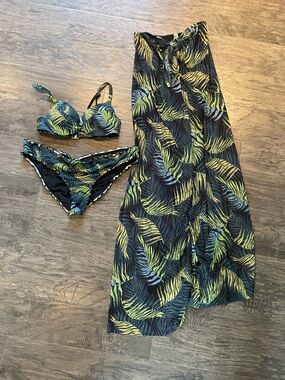 Victorias Secret Swim Bundle - Tropical Leaf Bikini Set with Matching Cover Up